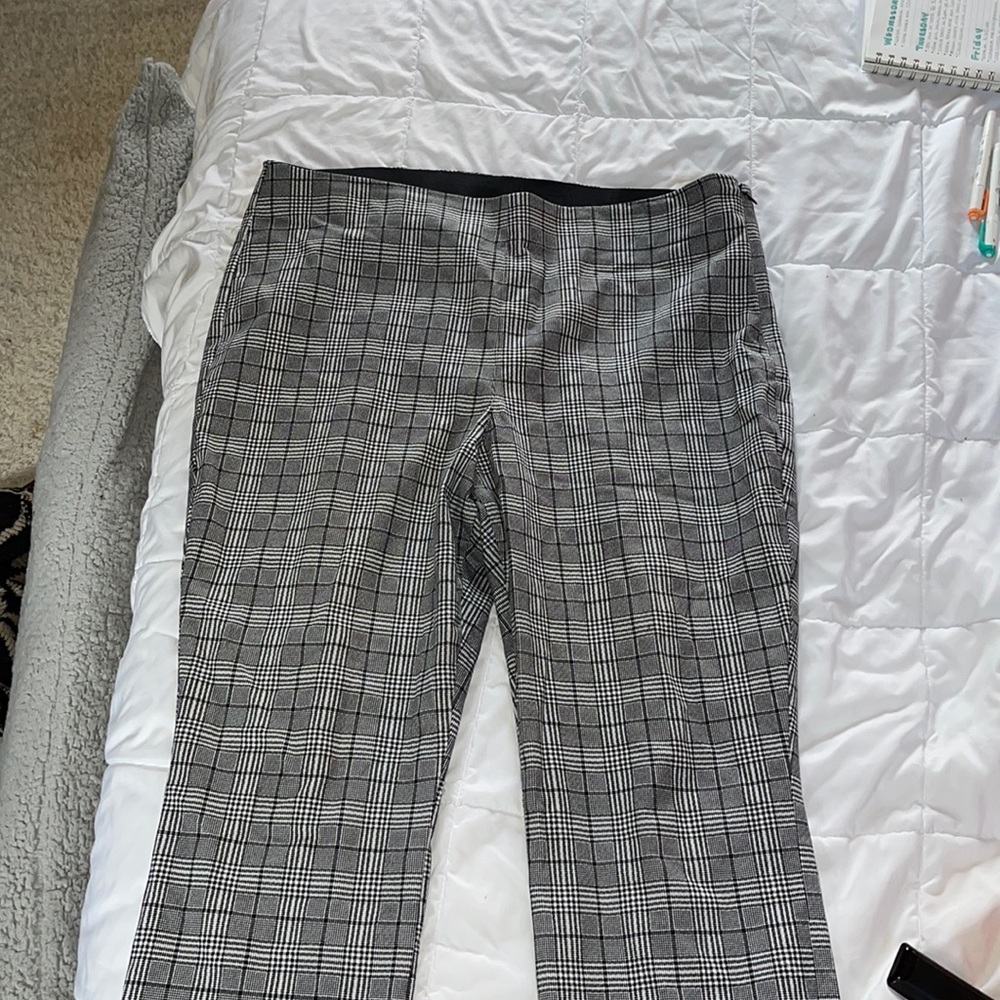 ⭐️dress pants  ⭐️worn only once ⭐️